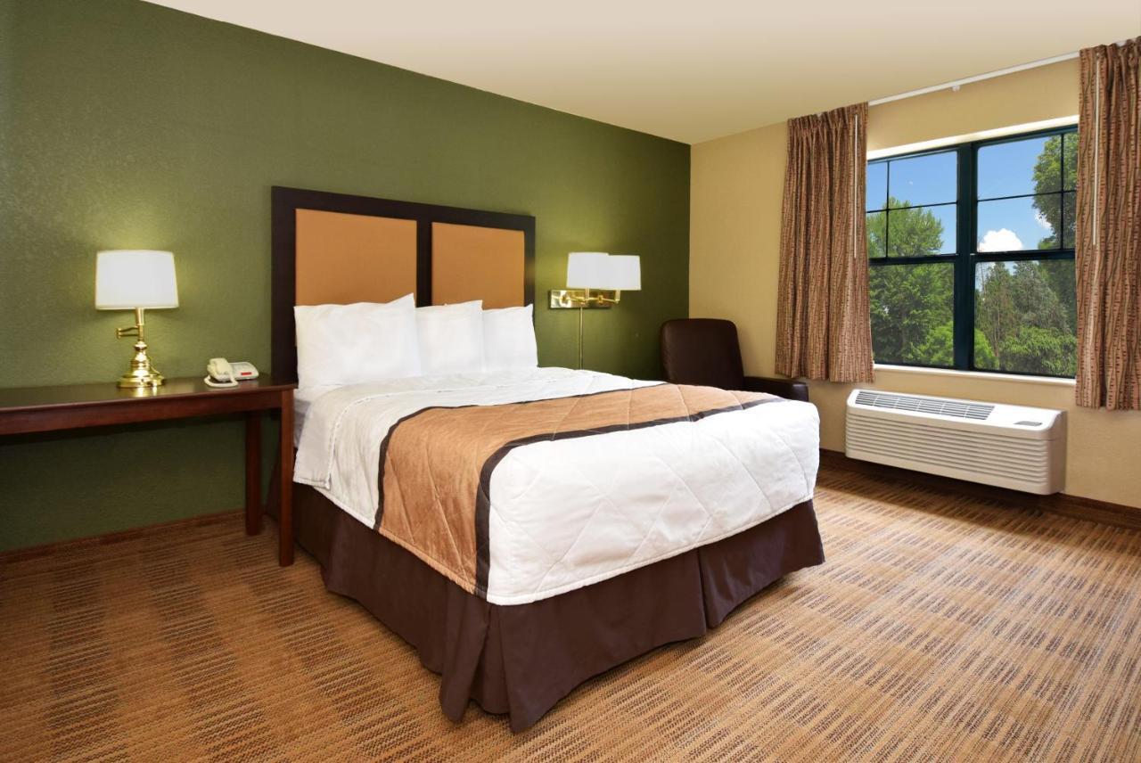 เอ็กซ์เทนด์ สเตย์ อเมริกา โคลัมบัส แบรดลีย์ พาร์ค Hotel ภายนอก รูปภาพ